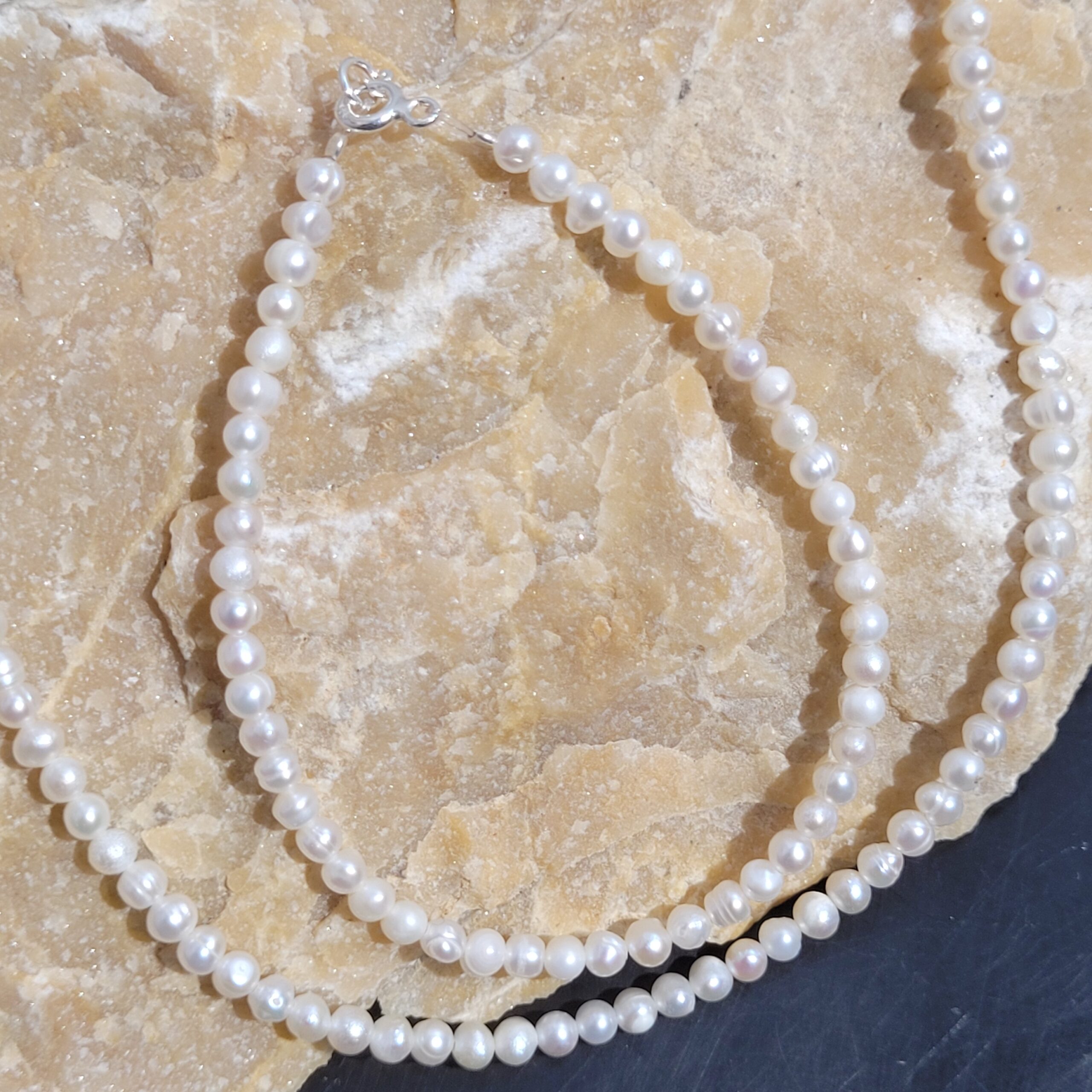 Set bratara si colier perle naturale de cultura